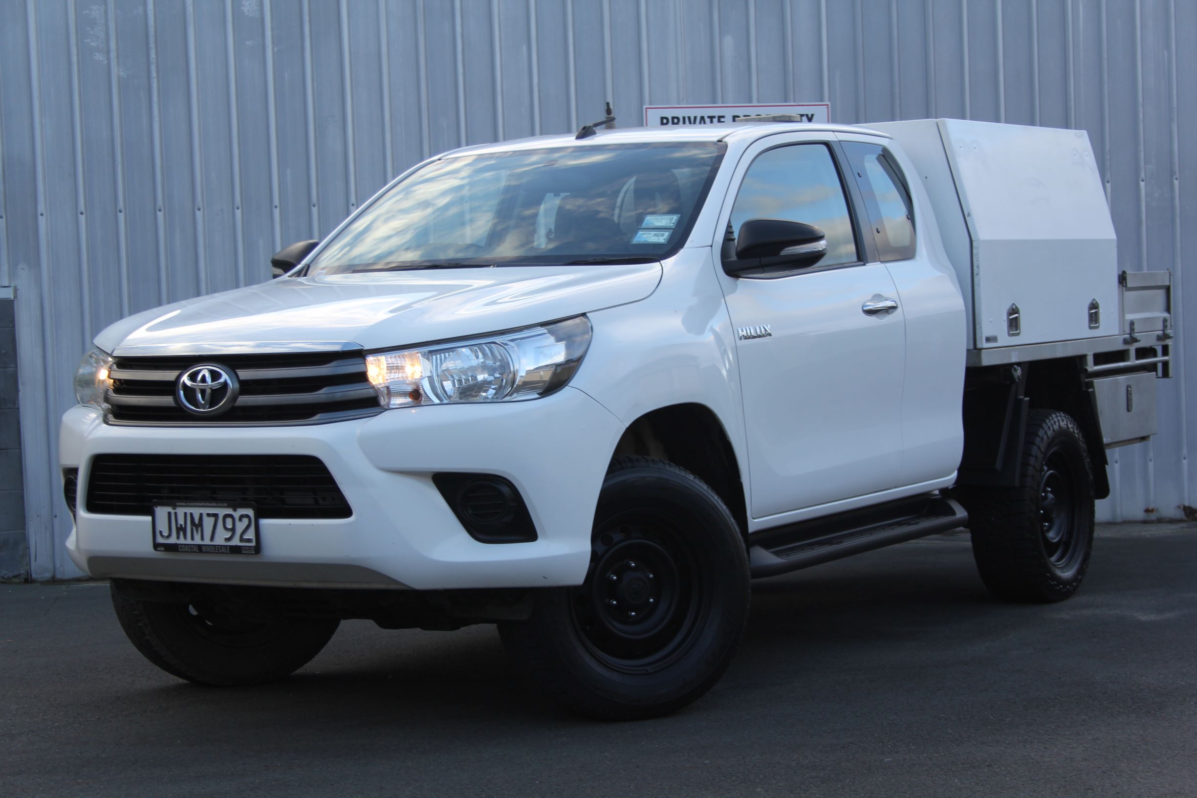 Toyota Hilux 4WD  2016 for sale in Auckland