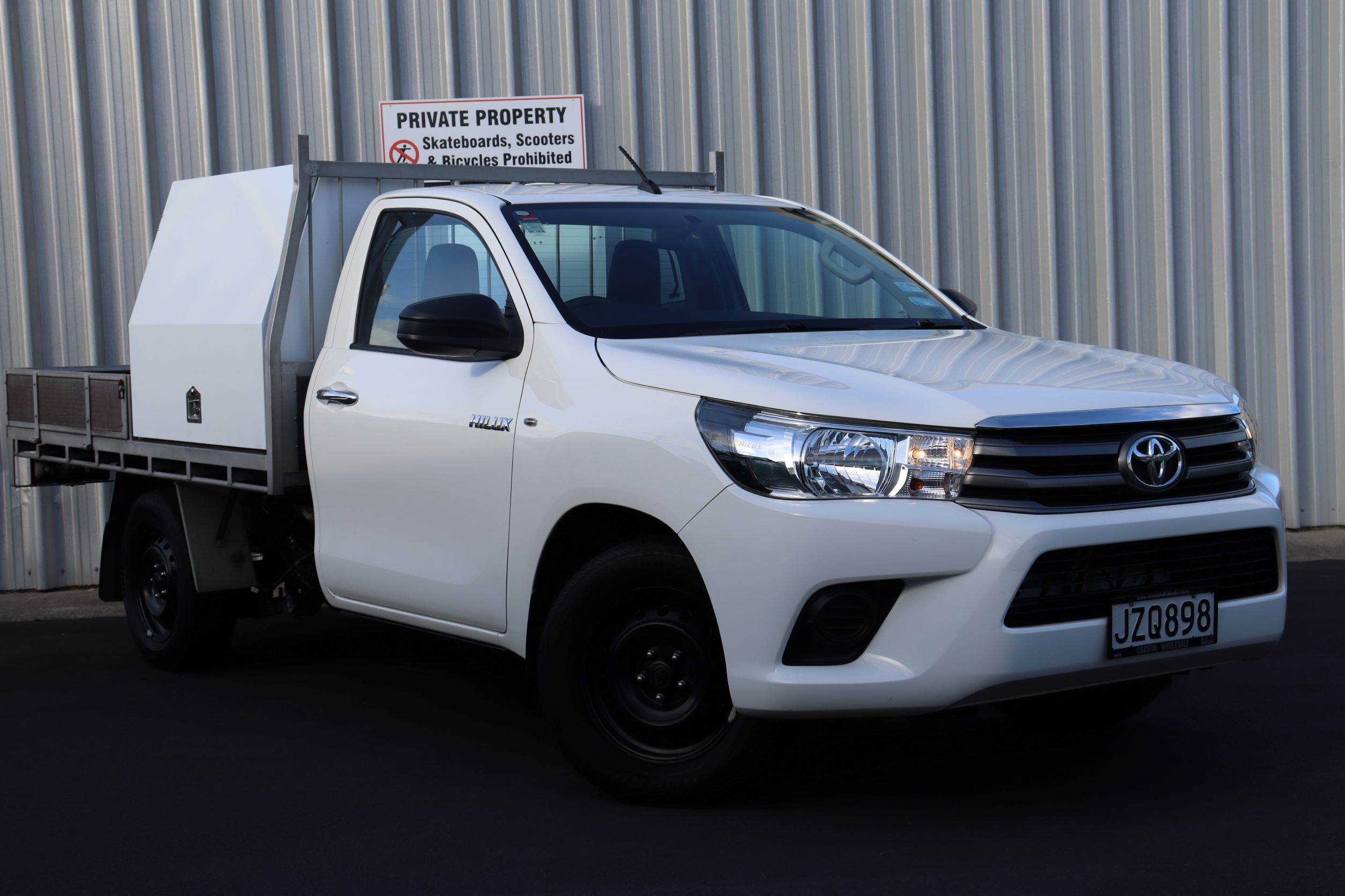 Toyota Hilux Flatdeck Service Body set up 2016 for sale in Auckland