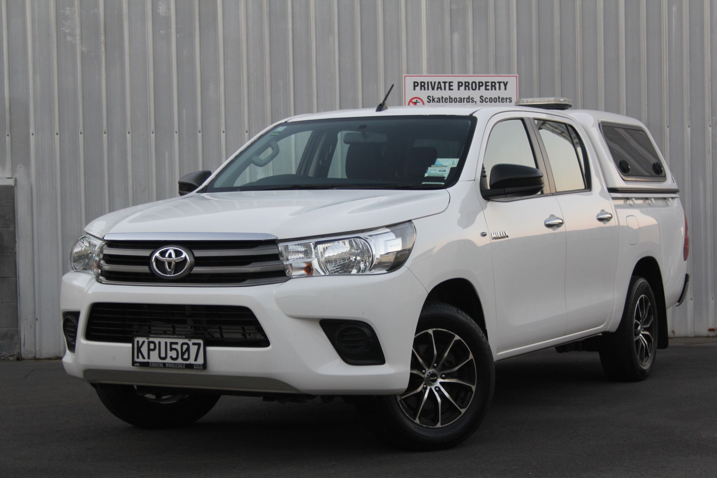 Toyota Hilux 2WD 2017 for sale in Auckland