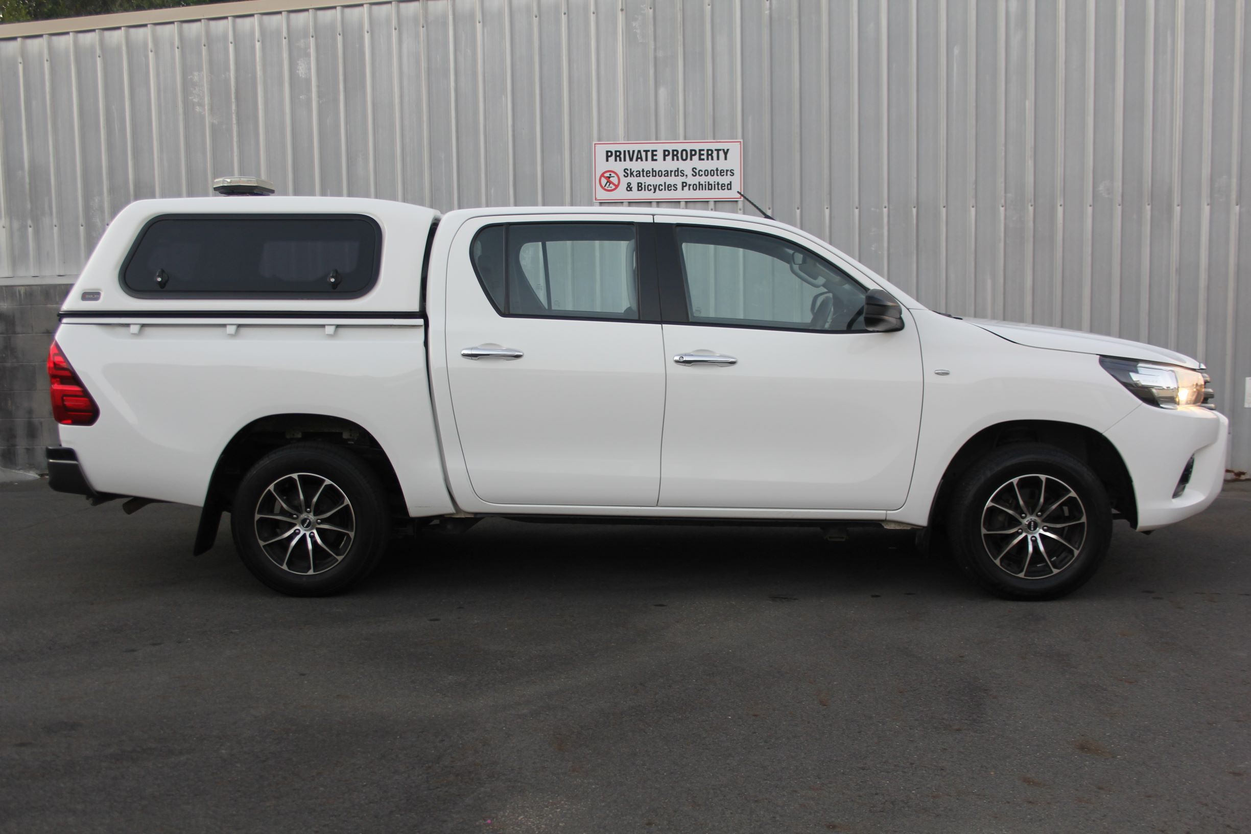 Toyota Hilux 2WD 2017 for sale in Auckland