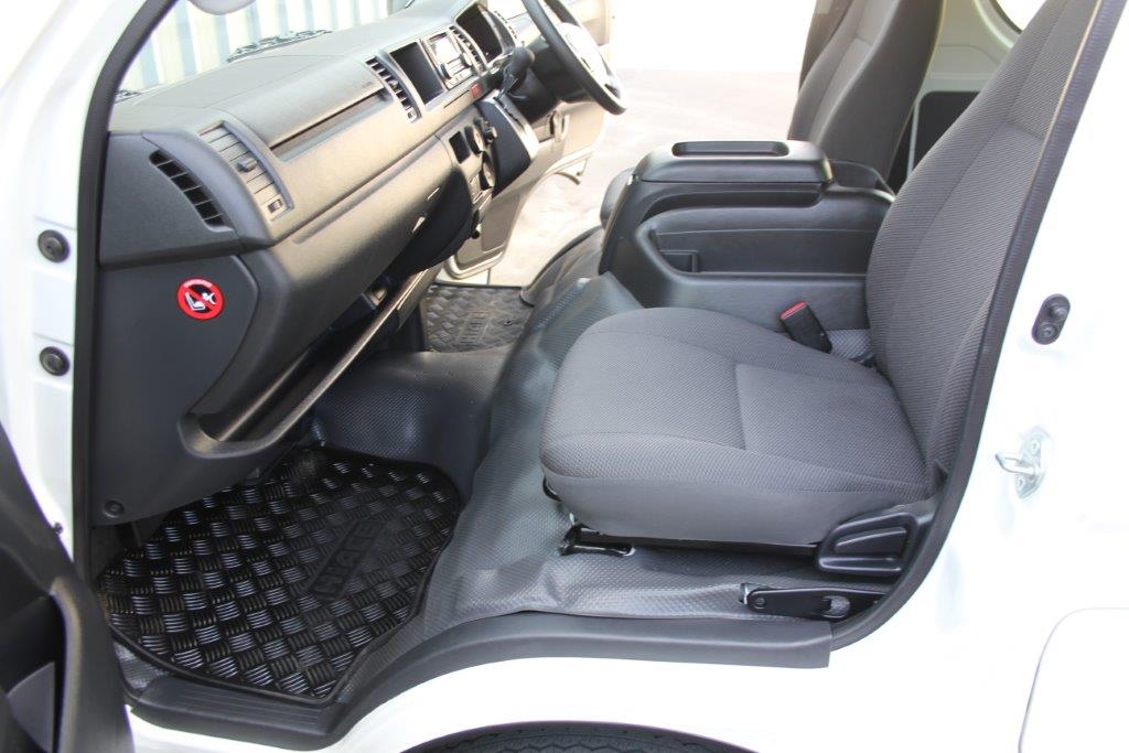 Toyota HIACE ZL COACH 2017 for sale in Auckland