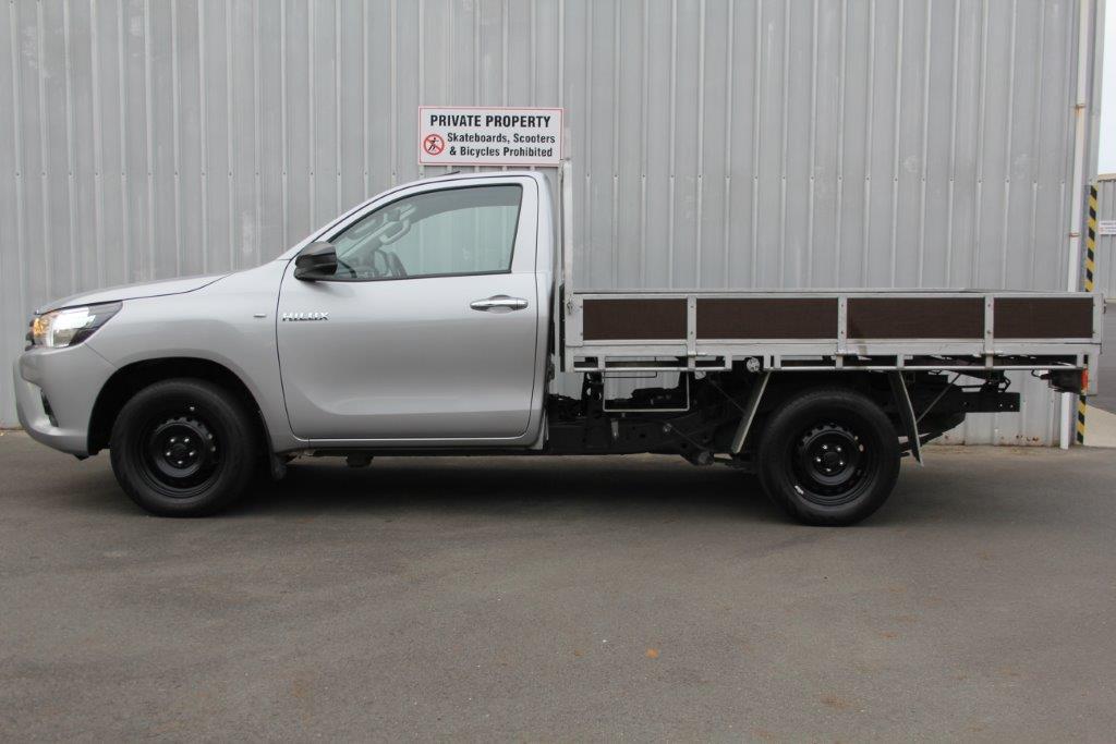 Toyota Hilux flatdeck 2017 for sale in Auckland