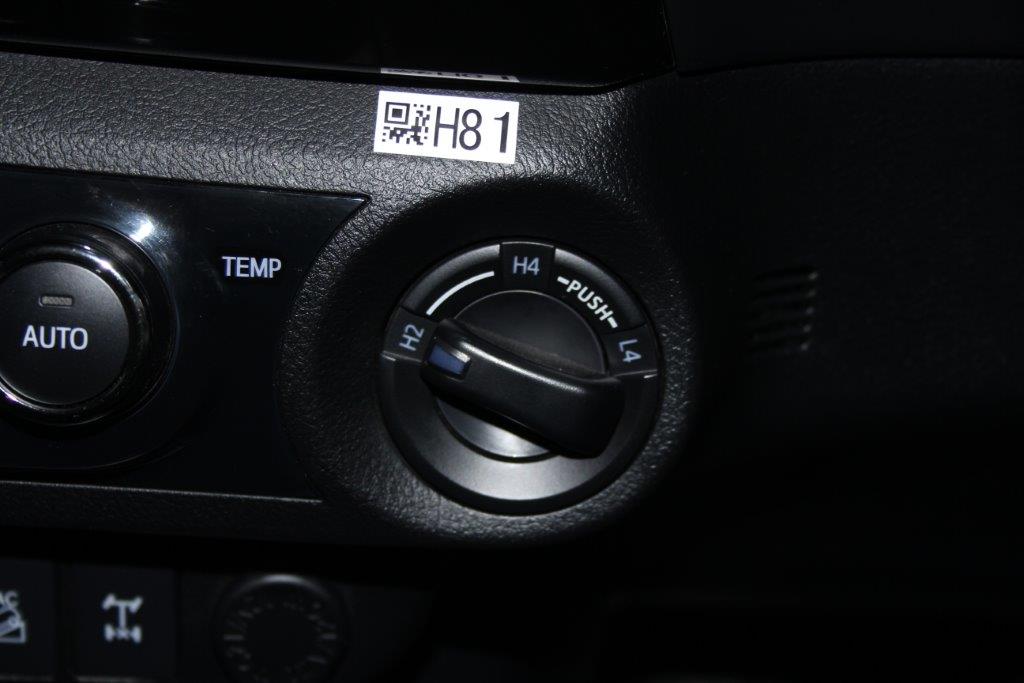 Toyota HILUX SR5 FLATDECK 4WD 2017 for sale in Auckland