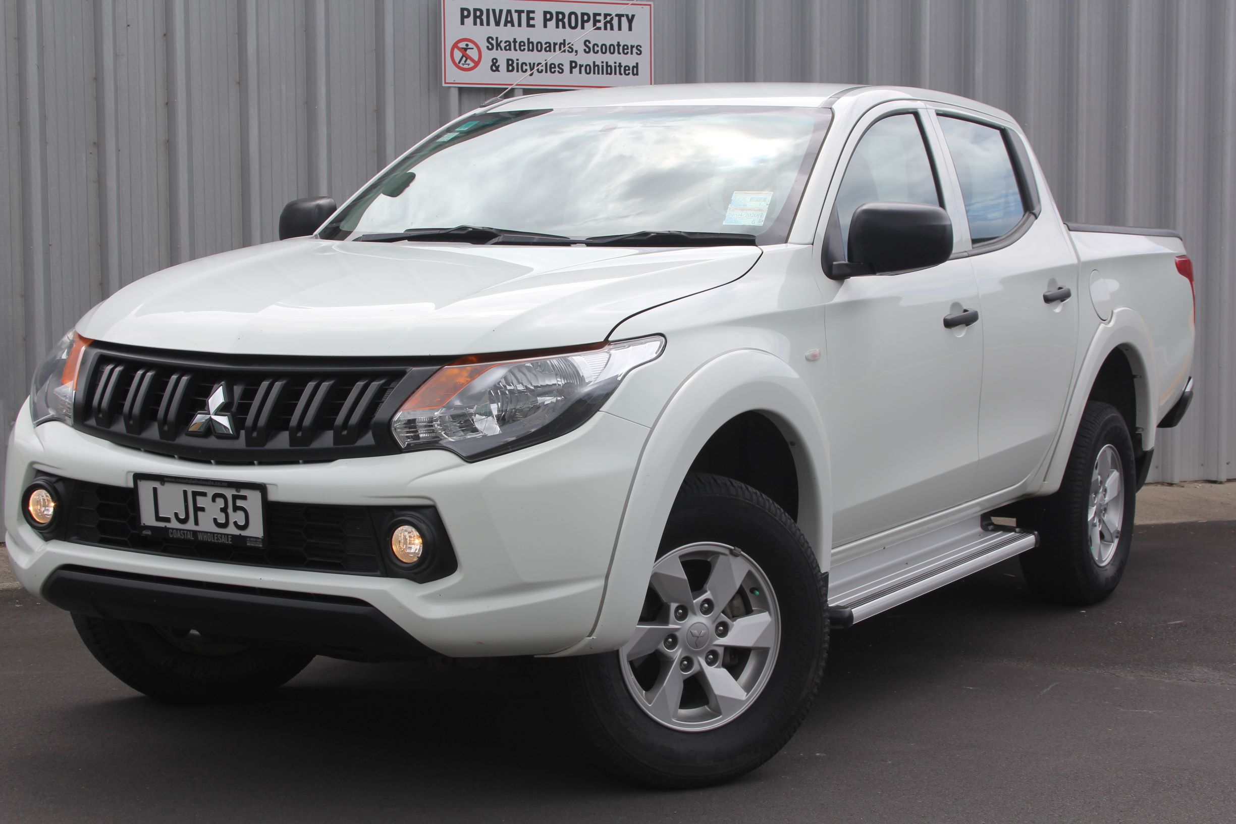 Mitsubishi Triton 4WD GLX 2018 for sale in Auckland