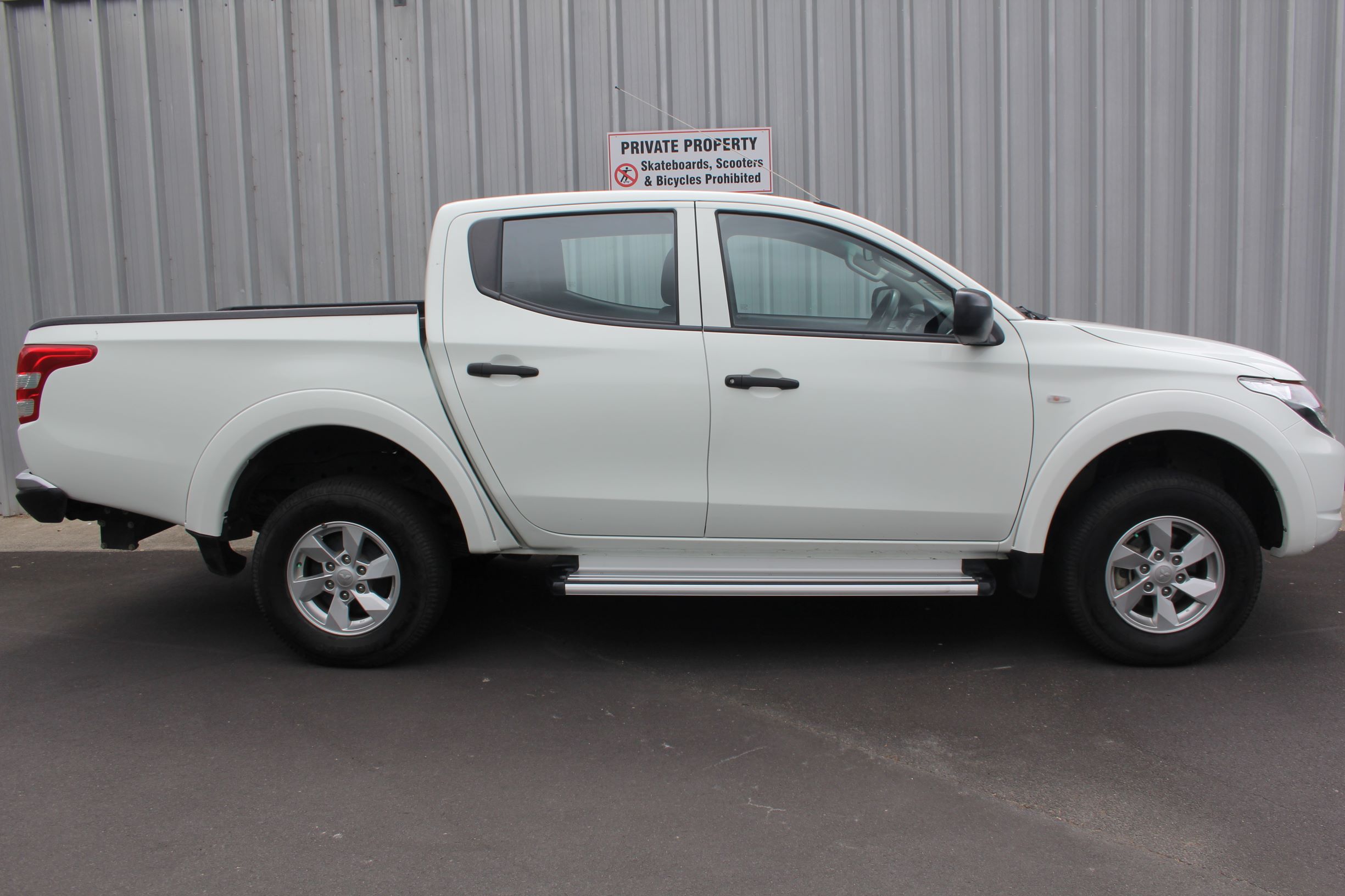 Mitsubishi Triton 4WD GLX 2018 for sale in Auckland