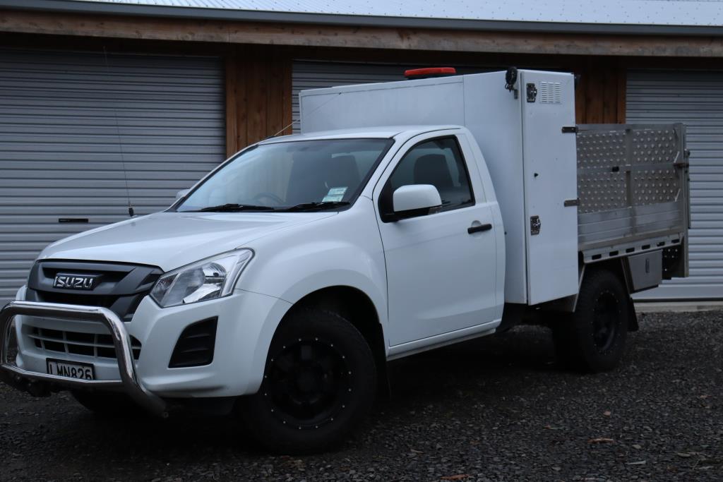 Isuzu