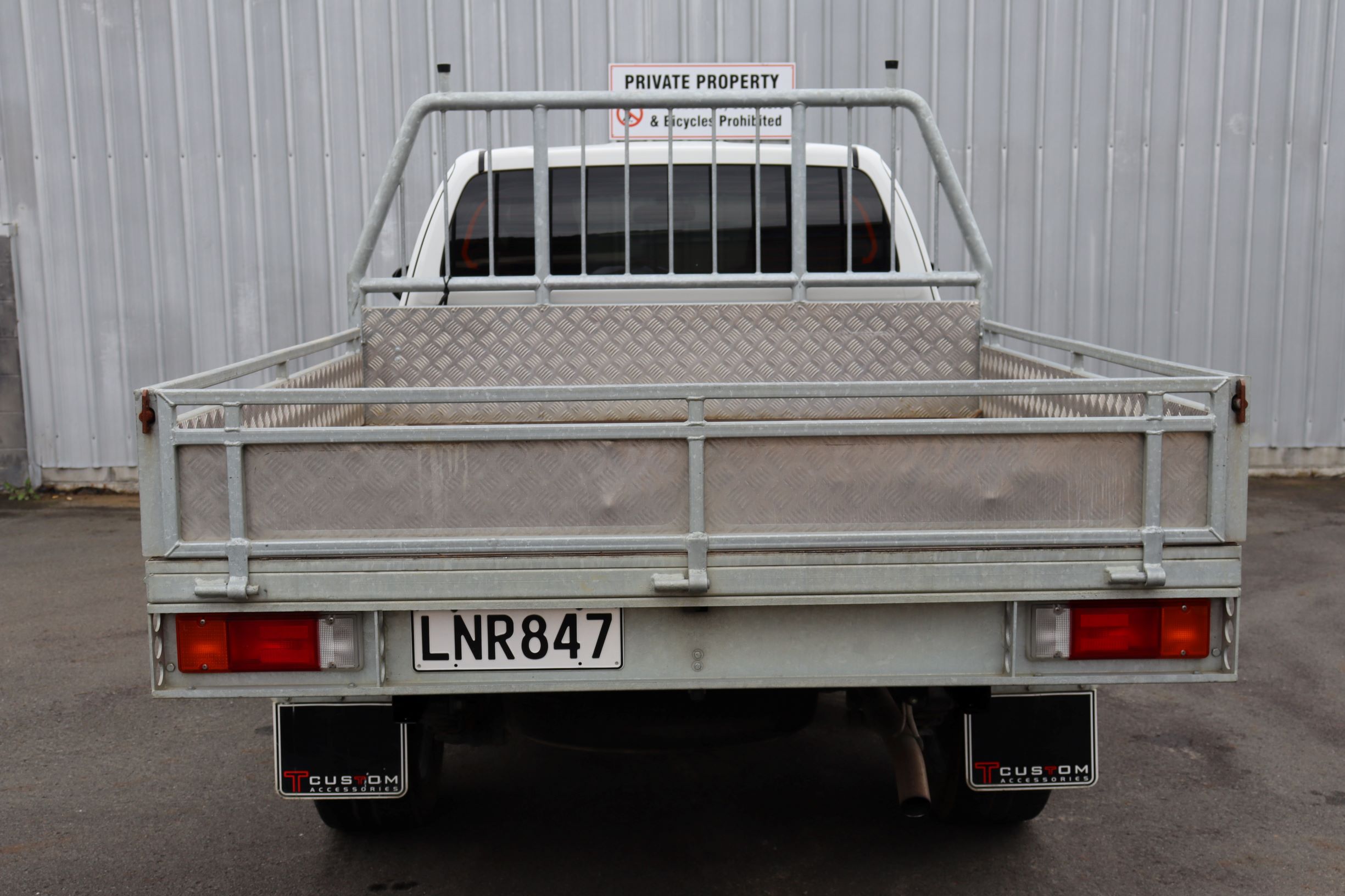 Toyota HILUX CABPLUS FLATDECK 2018 for sale in Auckland