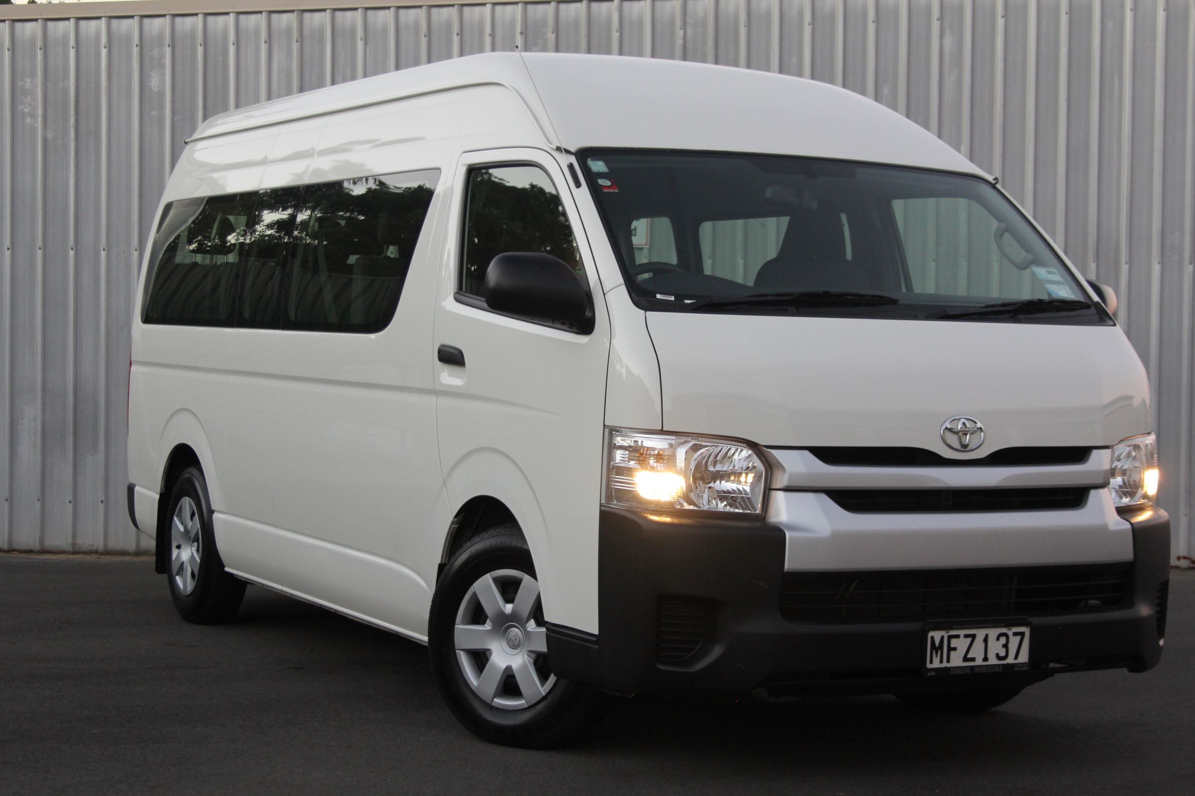 Toyota Hiace MINIBUS COACH 2019 for sale in Auckland