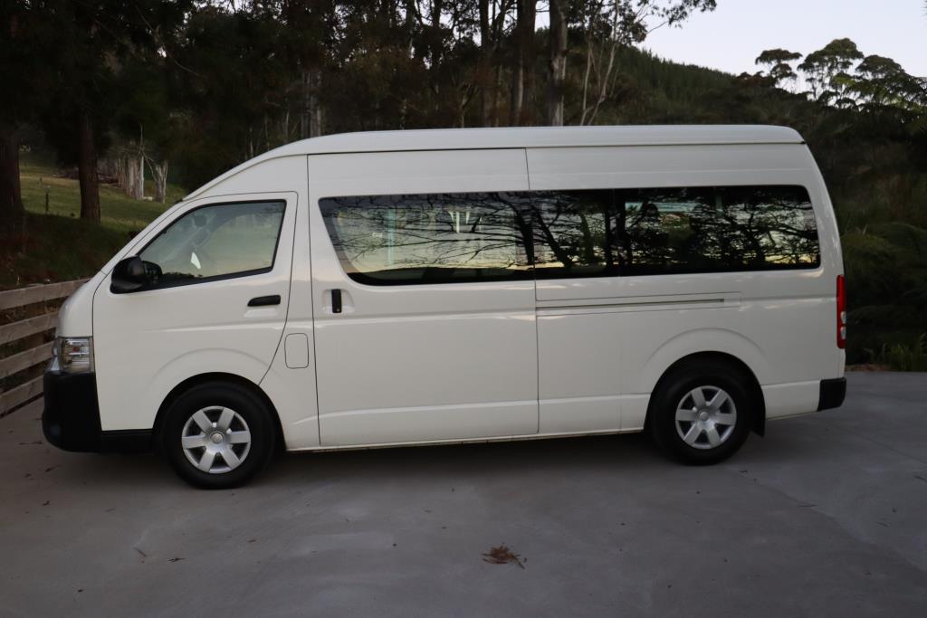 Toyota Hiace MINIBUS 2020 for sale in Auckland