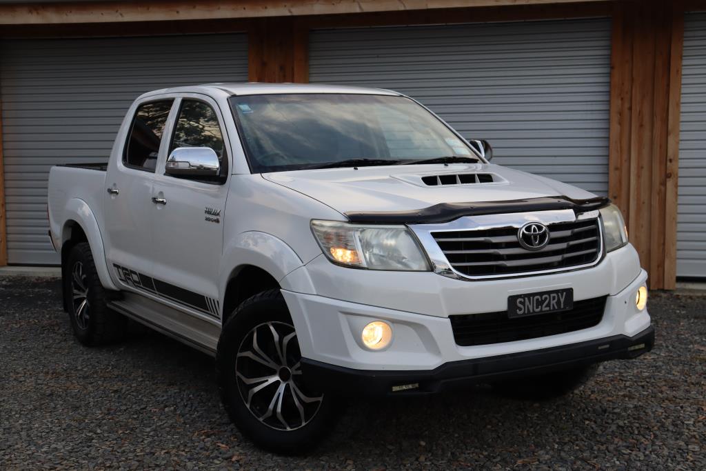 Toyota HILUX 4WD 2014 for sale in Auckland