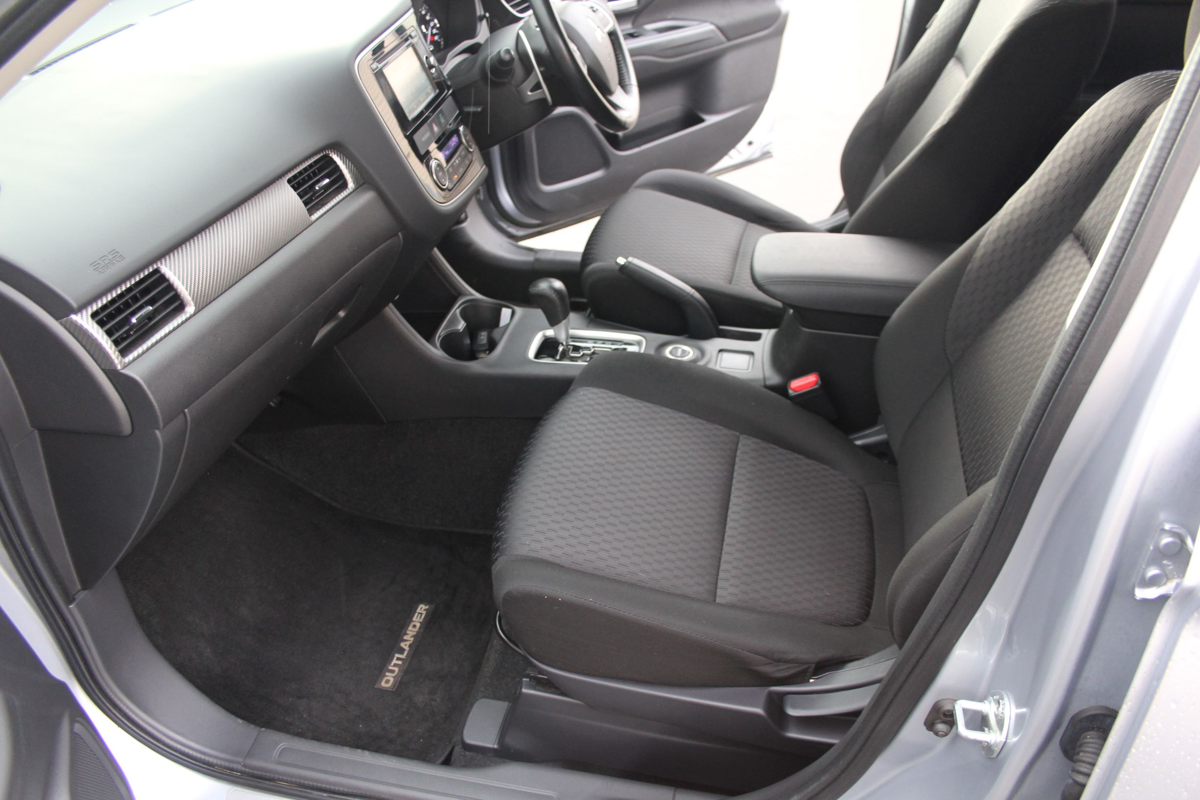 Mitsubishi OUTLANDER 4WD XLS 2013 for sale in Auckland