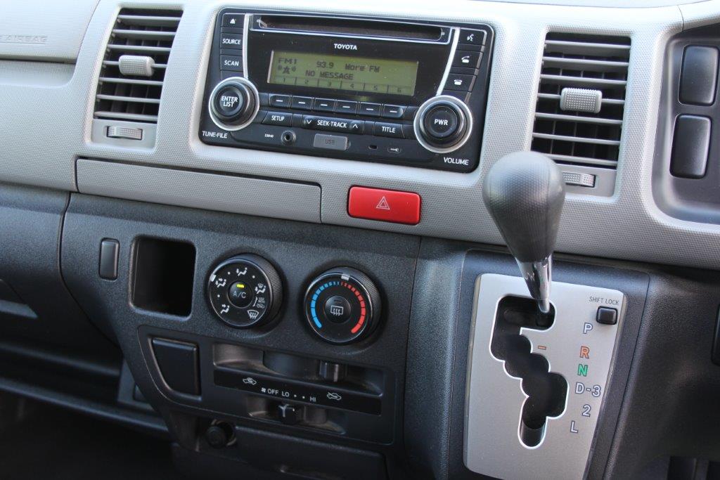 Toyota Hiace ZL AUTO 2013 for sale in Auckland