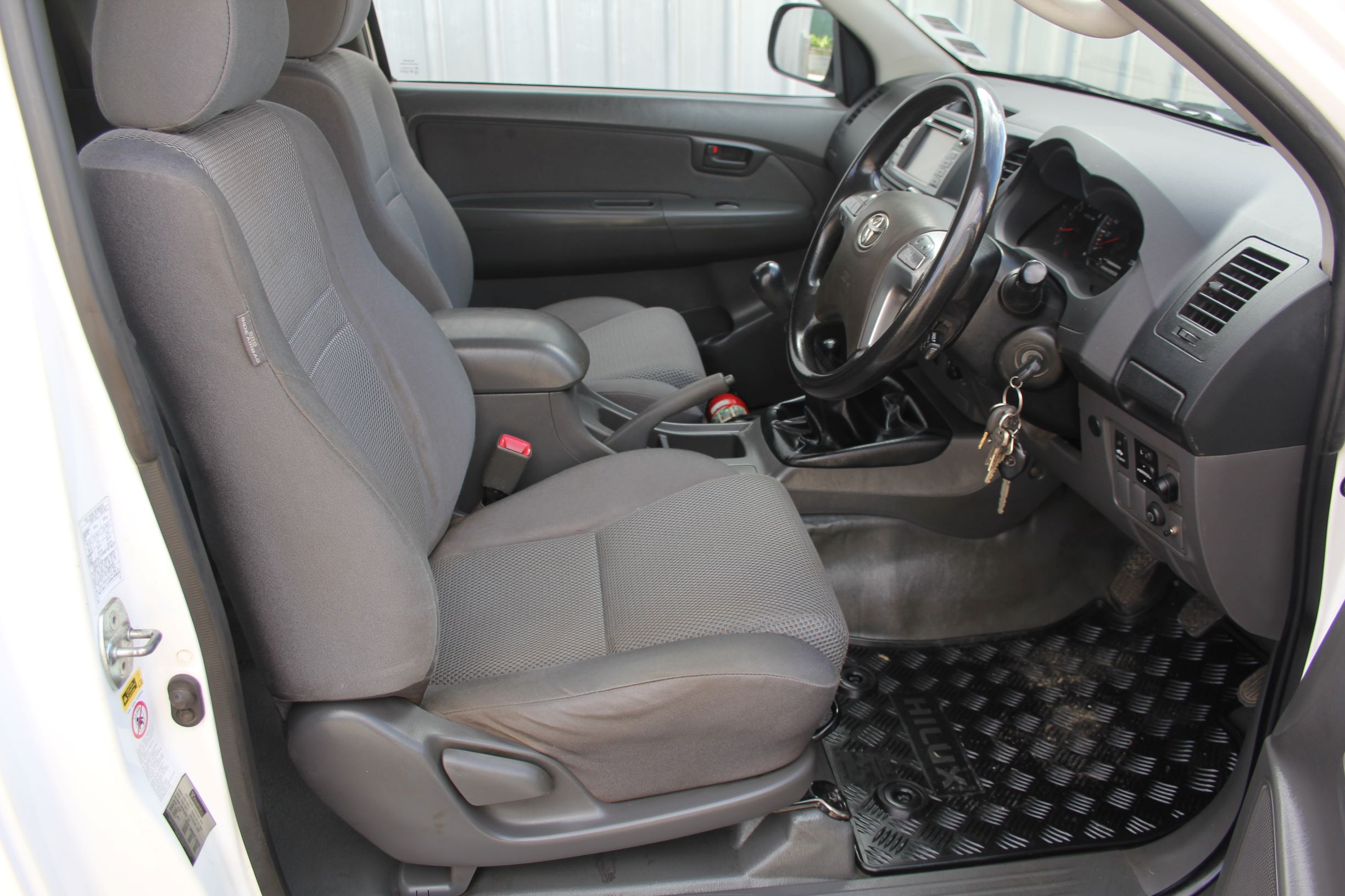 Toyota Hilux 4WD manual 2014 for sale in Auckland