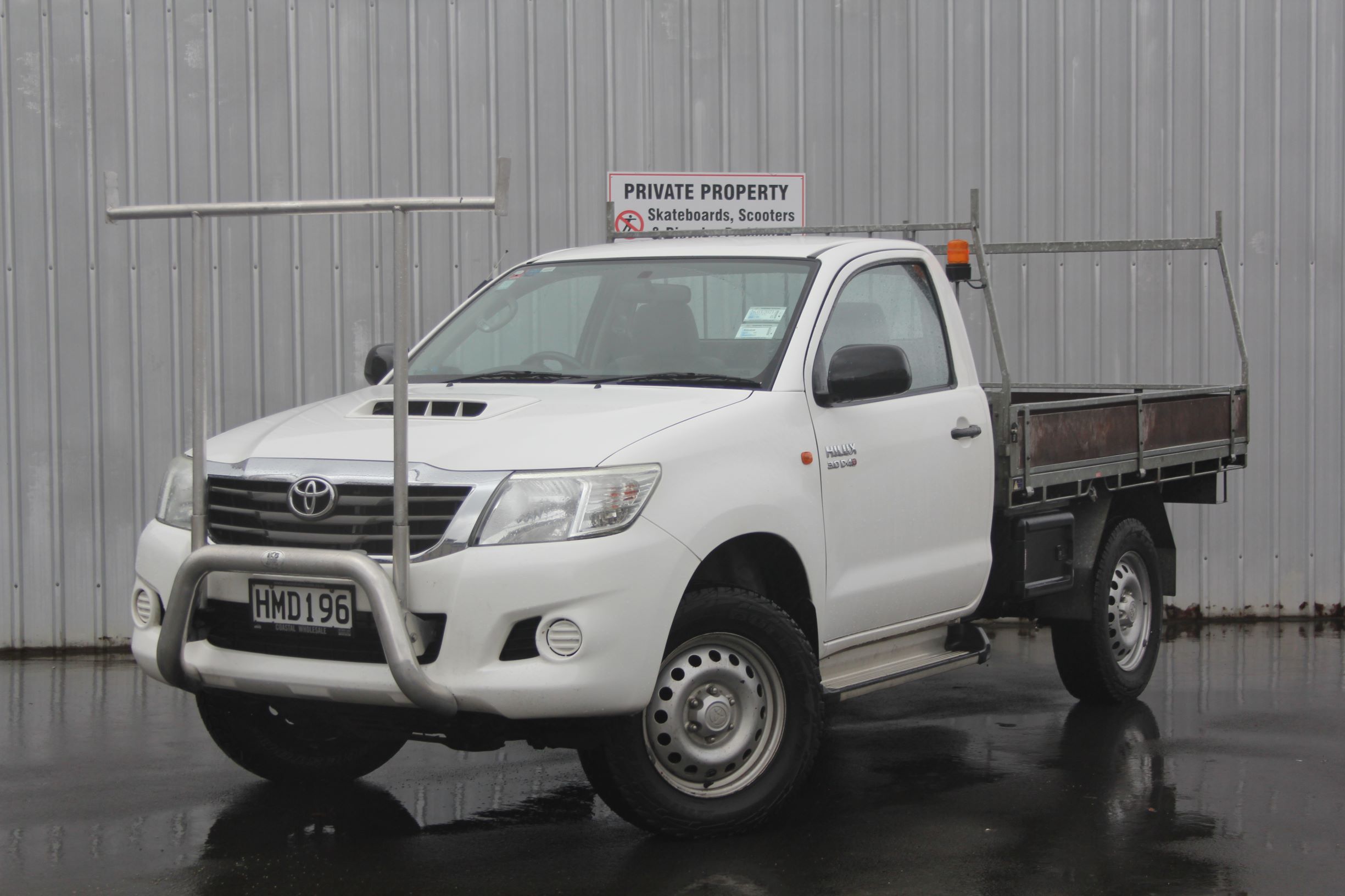 Toyota HILUX FLATDECK 4WD 2015 for sale in Auckland