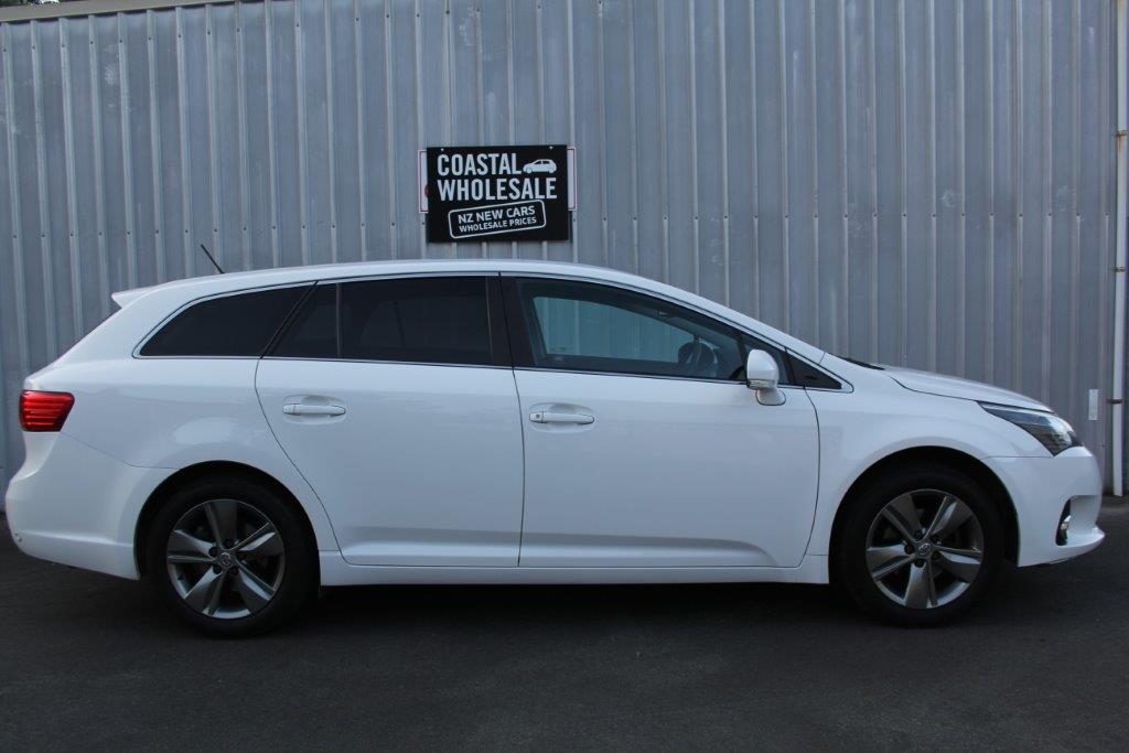 Toyota AVENSIS STATION WAGON 2014 for sale in Auckland