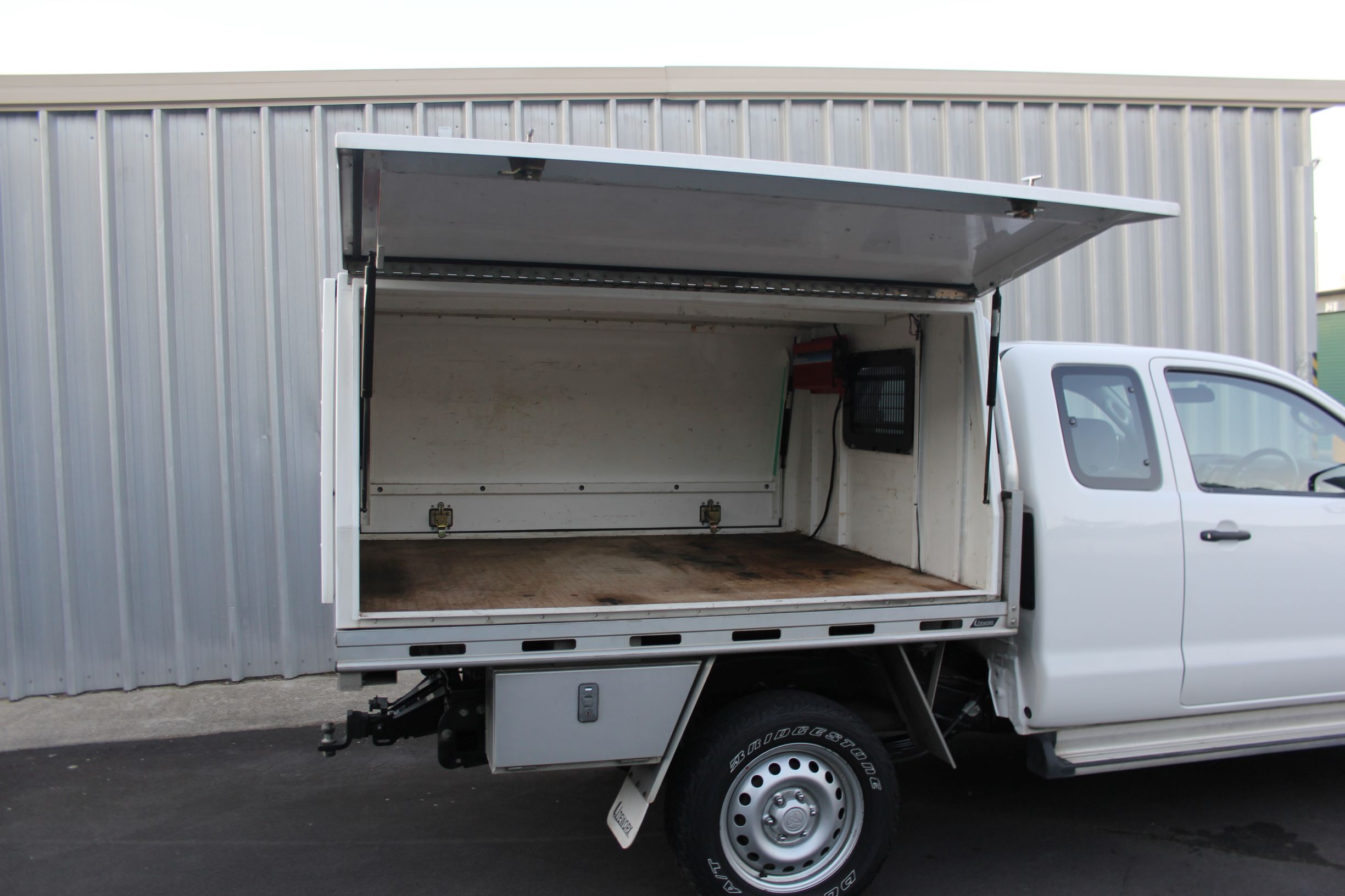 Toyota Hilux 4WD 2014 for sale in Auckland