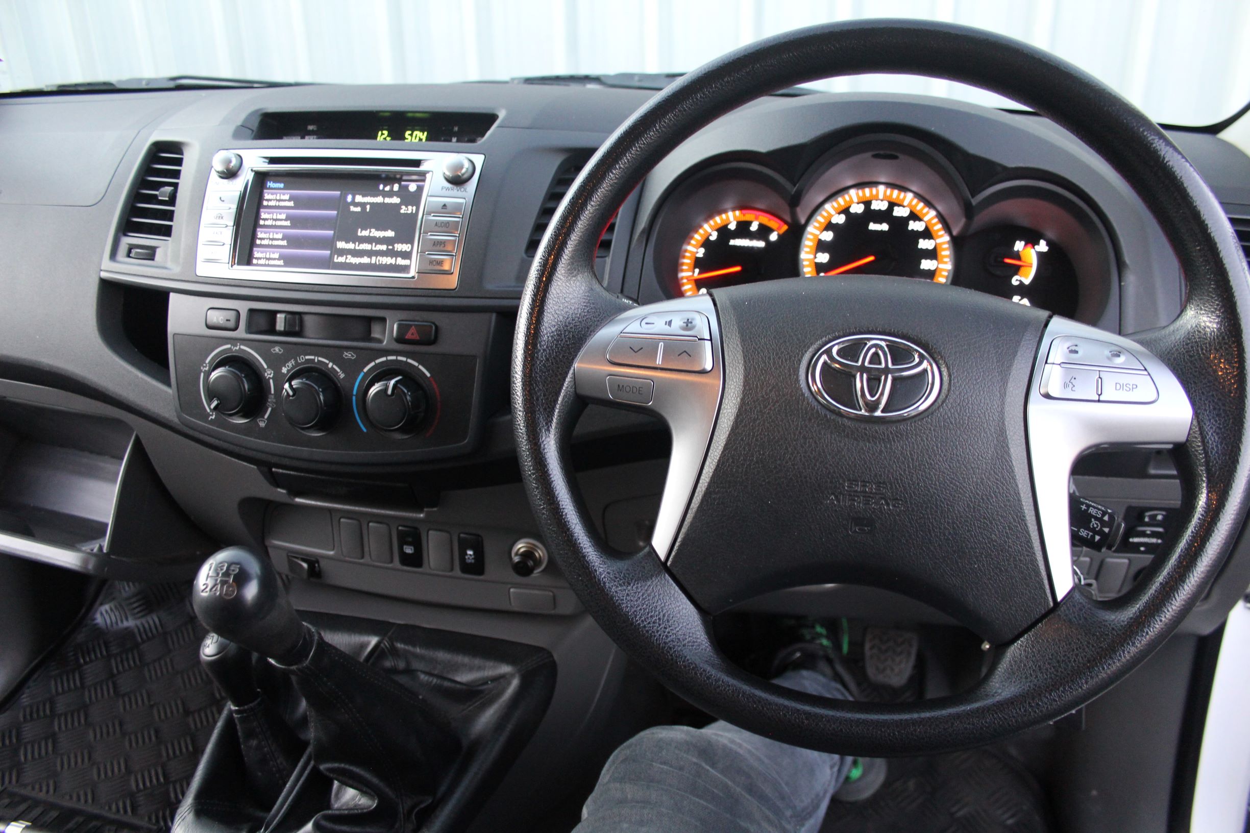 Toyota Hilux 4WD 2014 for sale in Auckland