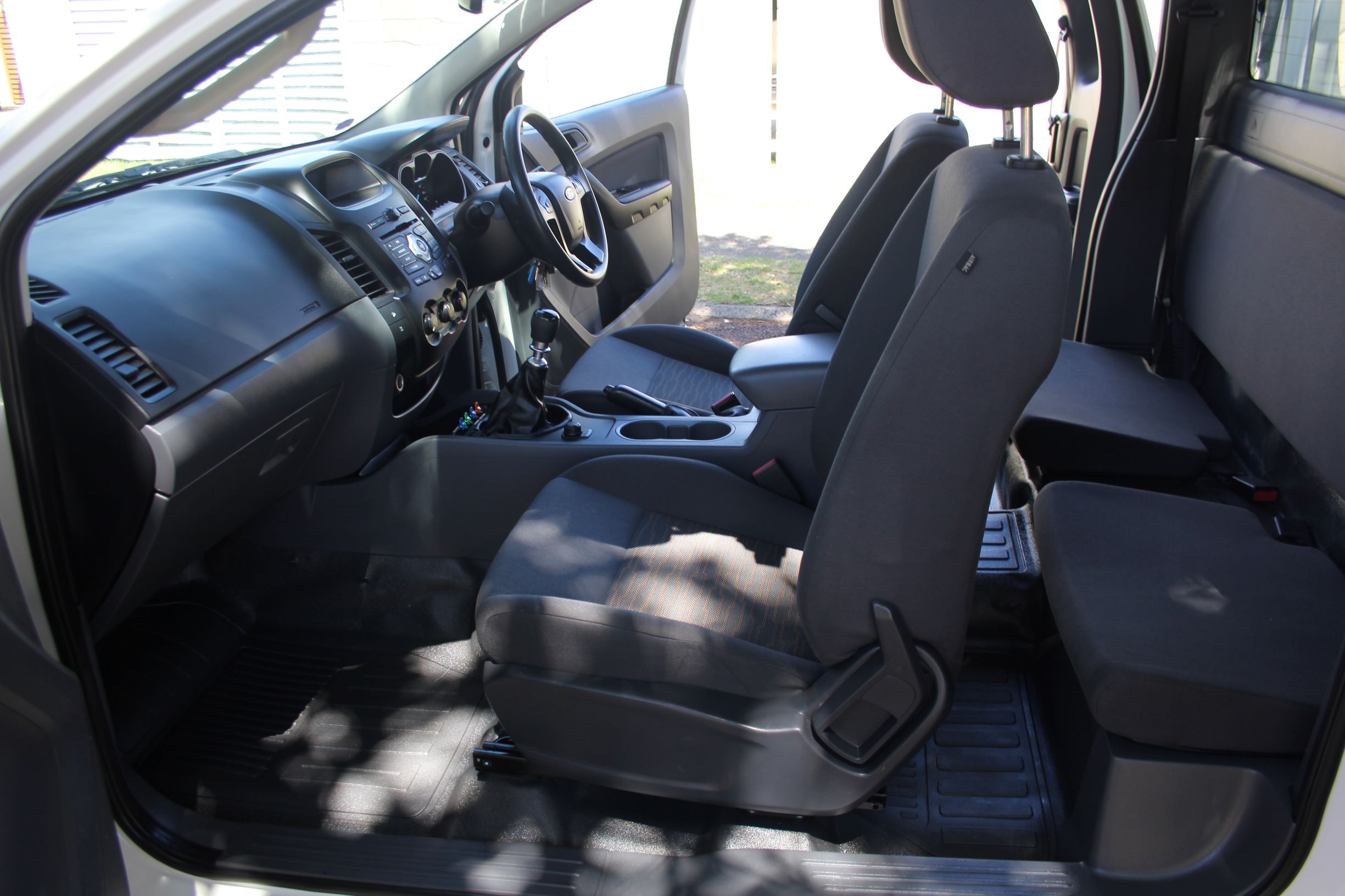 Ford Ranger 4WD BOX BODY 2014 for sale in Auckland