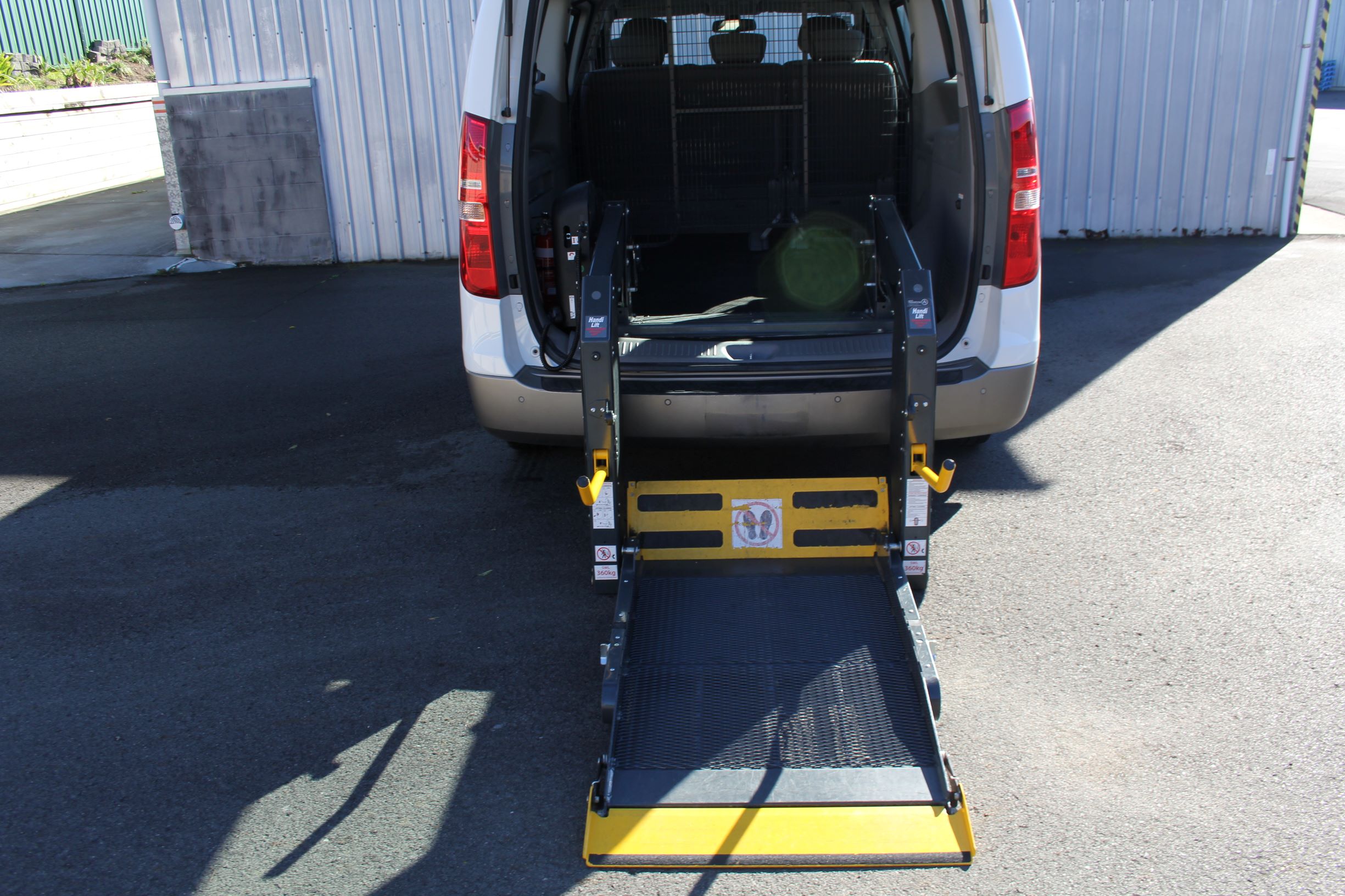 Hyundai I MAX WITH WHEELCHAIR LIFT 2015 for sale in Auckland