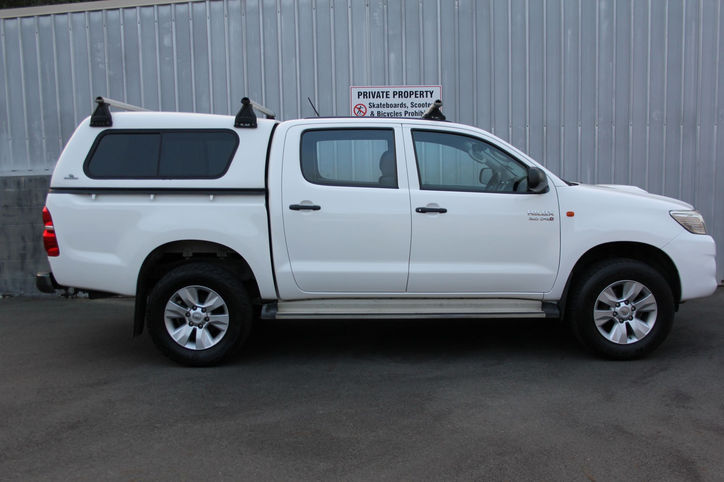 Toyota HILUX 4WD AUTO 2015 for sale in Auckland