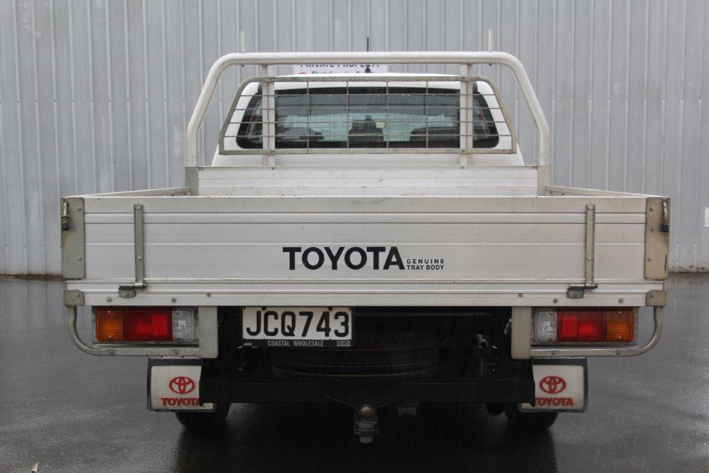 Toyota Hilux 2WD 2015 for sale in Auckland