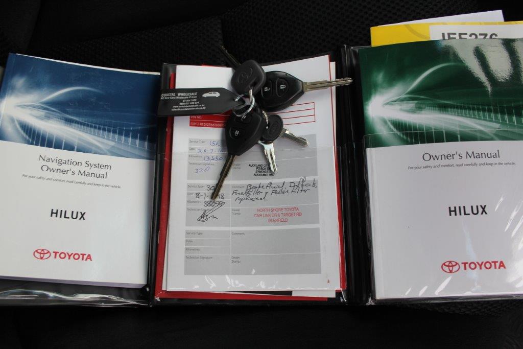 Toyota HILUX 4WD SR5 2015 for sale in Auckland
