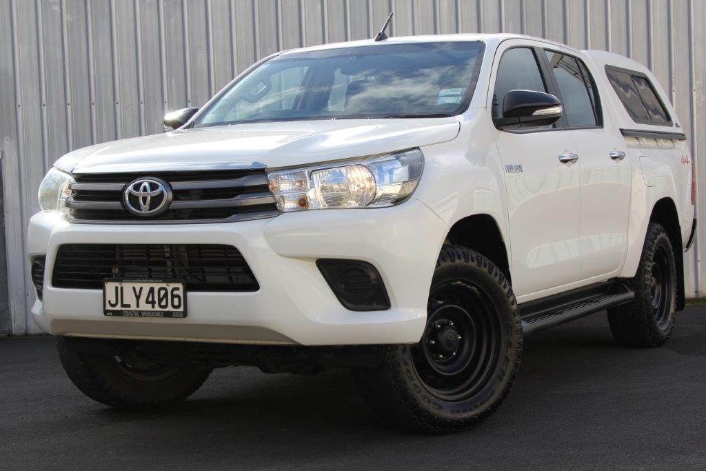 Toyota Hilux 4WD 2015 for sale in Auckland