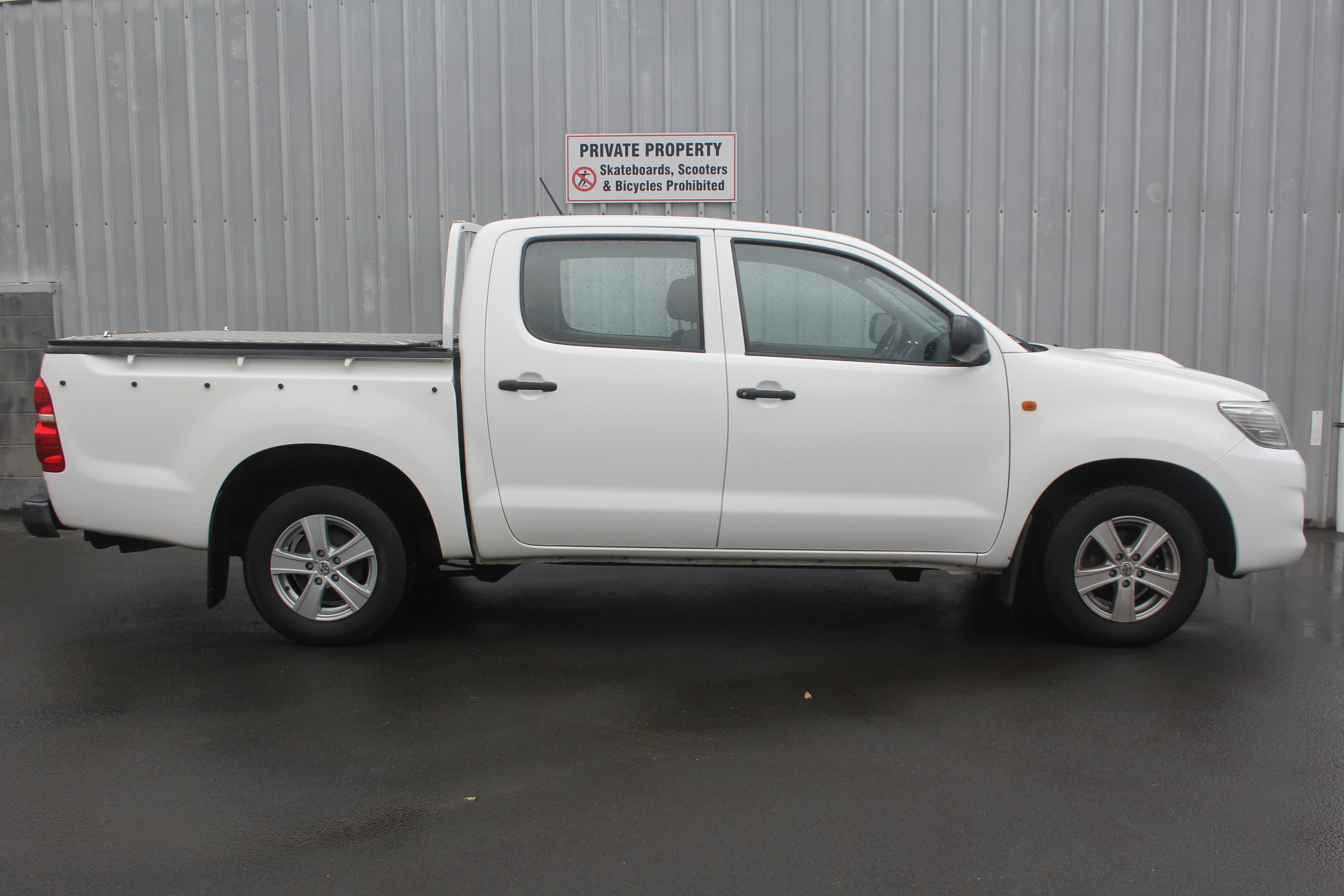 Toyota Hilux 2wd  2015 for sale in Auckland