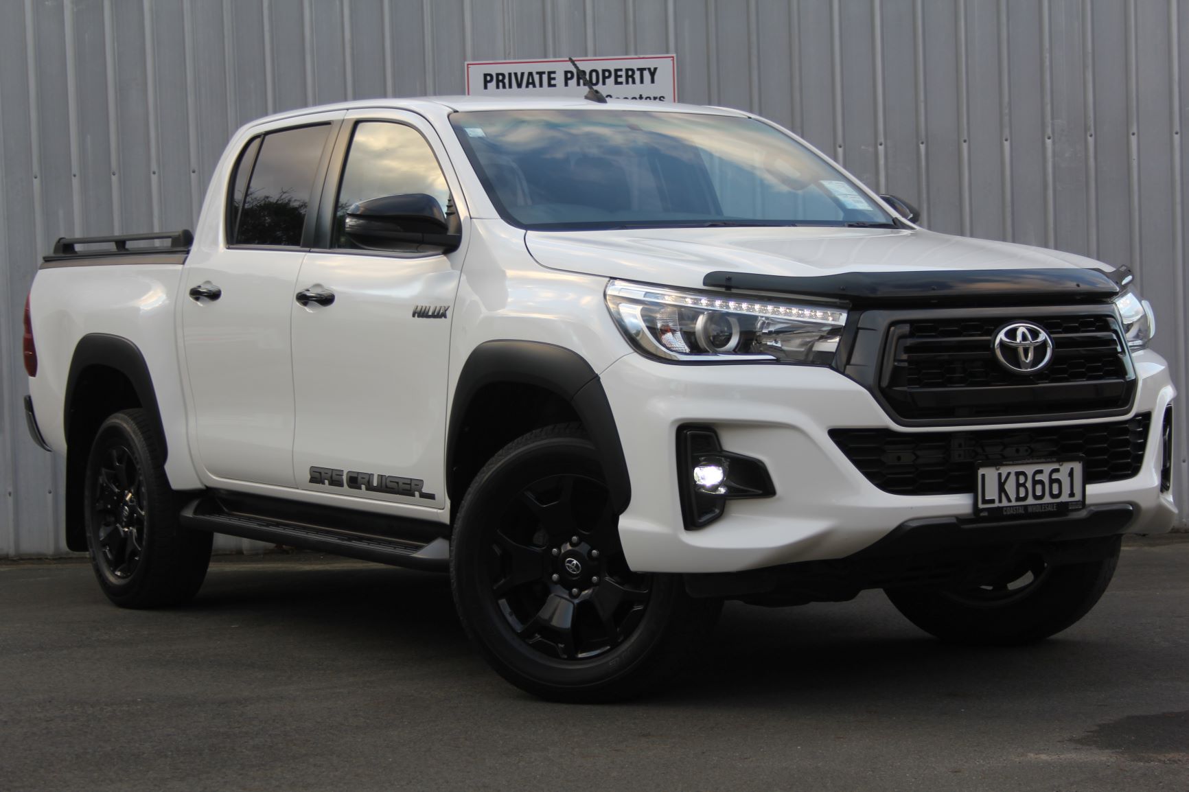 Toyota HILUX AUTO SR5 CRUISER 2018 for sale in Auckland